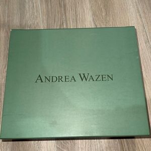 Andrea Wazen box